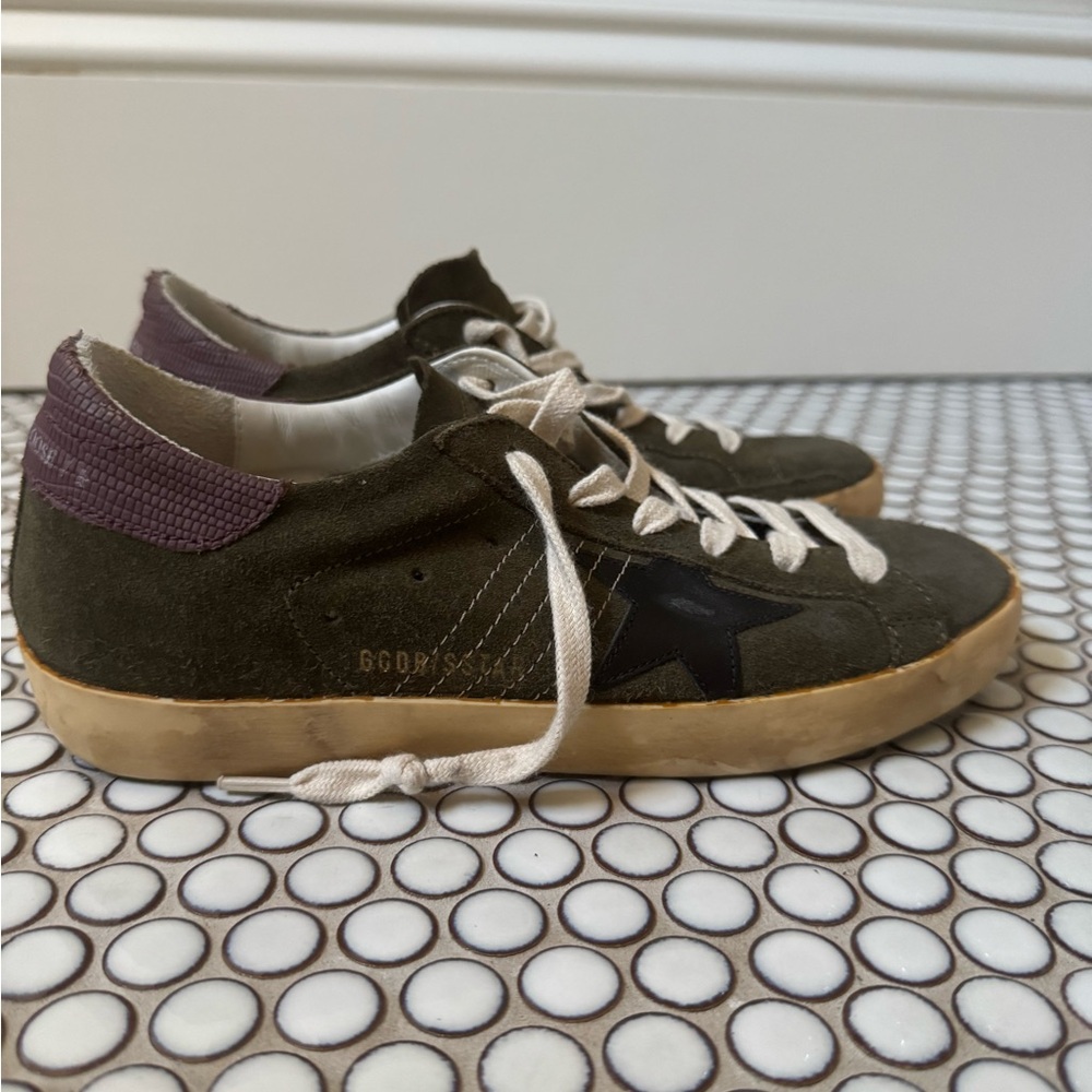 Golden Goose Olive Sneakers with Black Star
